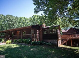 27018 Mountain View Dr, Rhoadesville, VA 22542