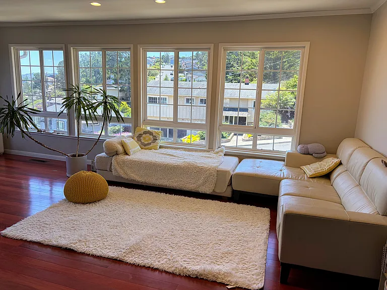 270 Amador Ave — Photo 3