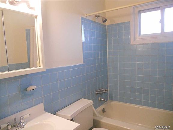 3rd image of 678 Fulton St APT 2