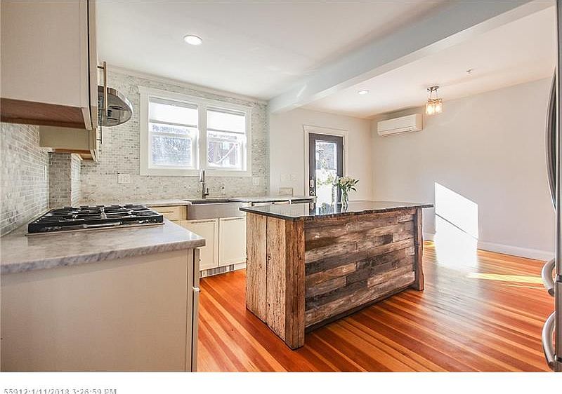 2nd image of 116 Winter St