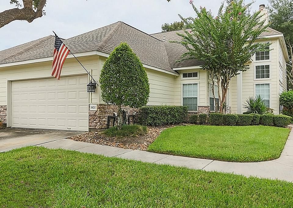 1st image of 10211 Thornleaf Ln