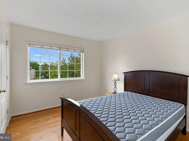 13100 Bustleton Ave — Photo 31