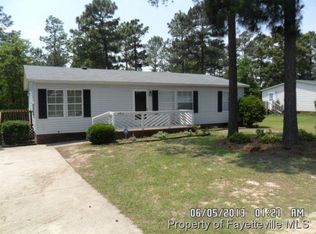 2472 Ohara Dr, Raeford, NC 28376