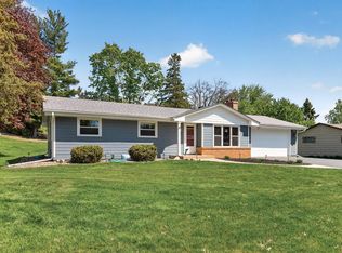 10340 York Ln, Bloomington, MN 55431