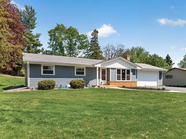 10340 York Ln, Bloomington, MN 55431