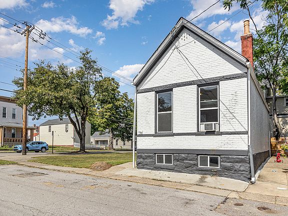 3rd image of 130-132 W 14th St