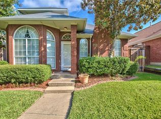 2749 Carmel Dr, Carrollton, TX 75006