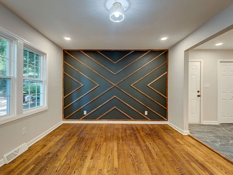2832 Oak Ridge Ct — Photo 5