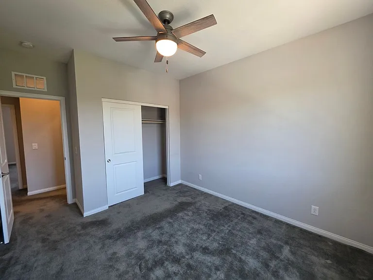 9852 Fisher Bay Ct — Photo 29