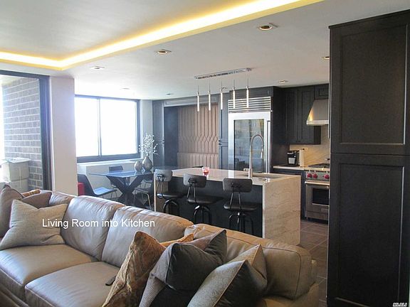 4th image of 2 Bay Club Dr APT 16A