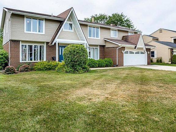 2nd image of 2906 Canal Dr