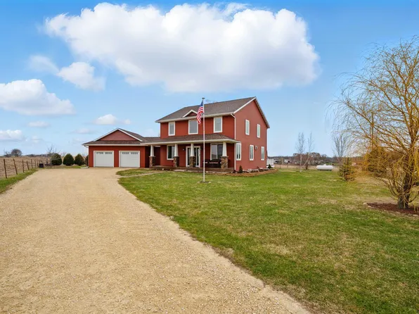 1561 180th Ave, Manchester, IA 52057