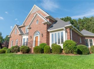 8400 Kinsale Ct, Clemmons, NC 27012