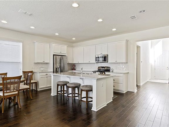 5th image of 5472 Bowman Dr