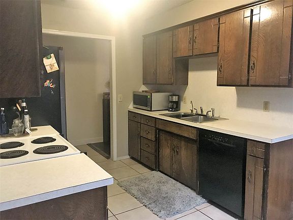 5th image of 608 Highland Dr