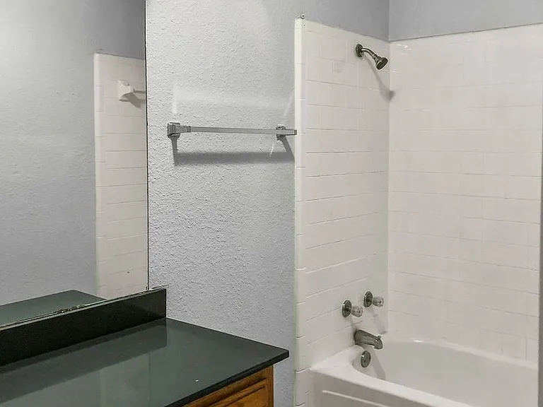 821 N Mesquite St — Photo 10