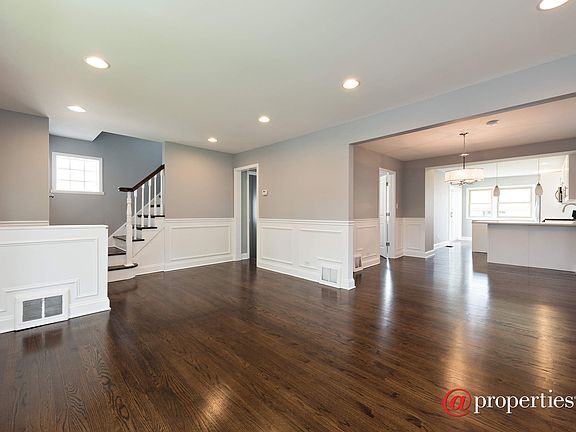 Living Room / Dining Room