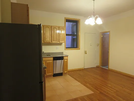 Rented by Keller Williams NYC | media 22