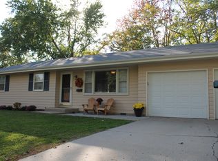 474 N Garfield Ave, Bonner Springs, KS 66012