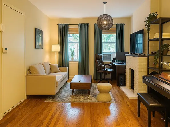 165 E 104th St APT 2C, New York, NY 10029