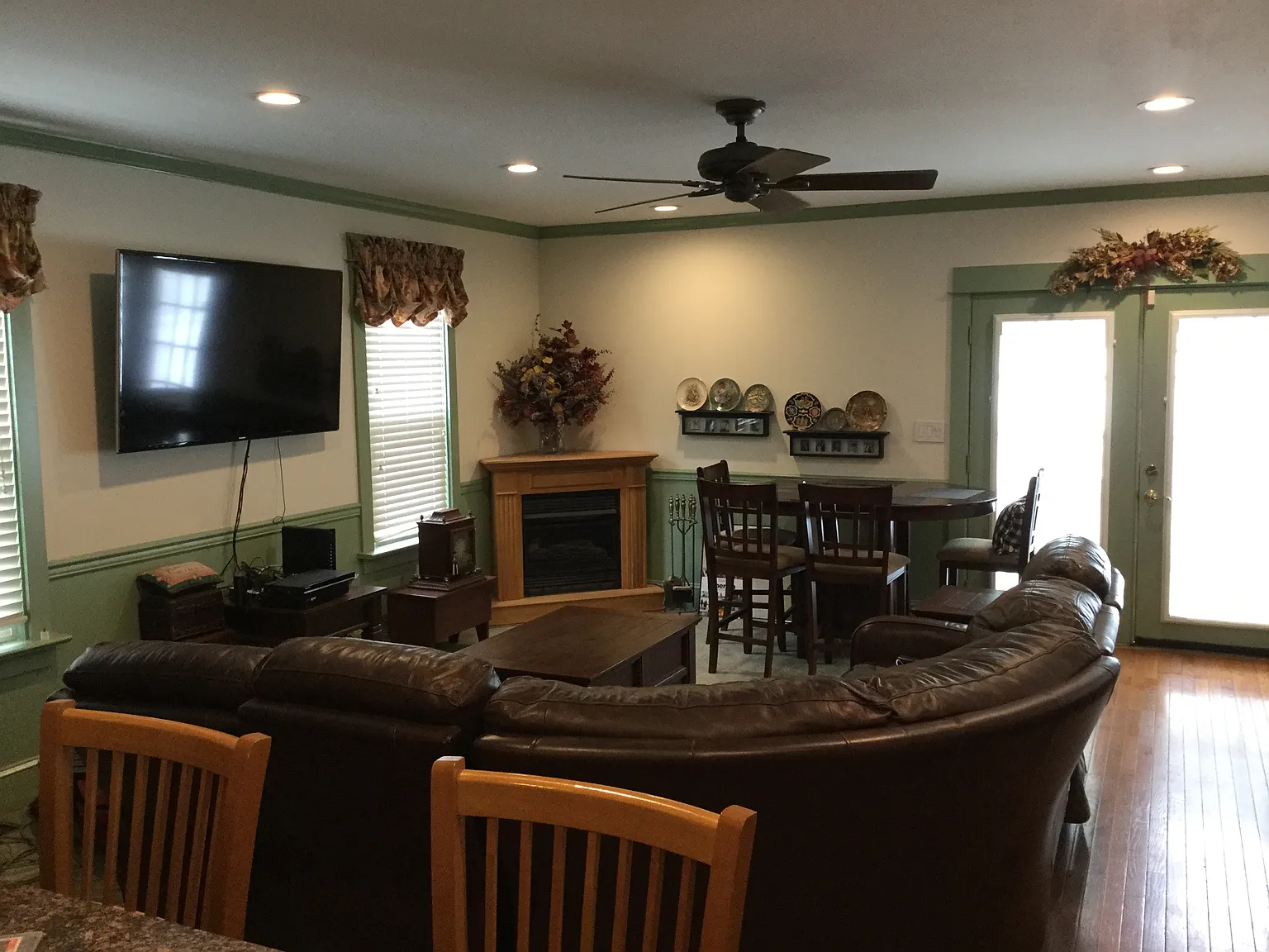 1846 Horace Ave photo 1