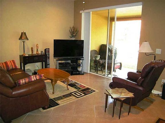5th image of 93 Canterbury Bell Dr
