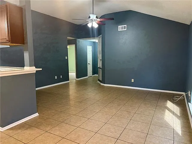 3525 Timber Wolf Ln — Photo 10