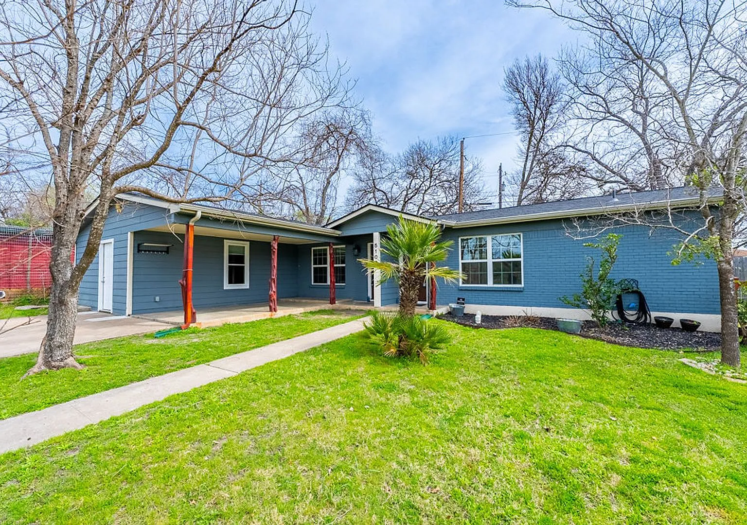 Charming 2-Bedroom, 1-Bathroom Retreat in North Austin — Photo 2