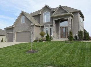 4333 Canter Dr, Lees Summit, MO 64082
