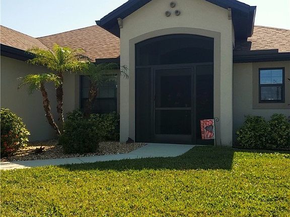 5th image of 1310 SW 14th Ter