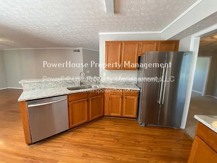 605 Suwanee Lakes Cir — Photo 5