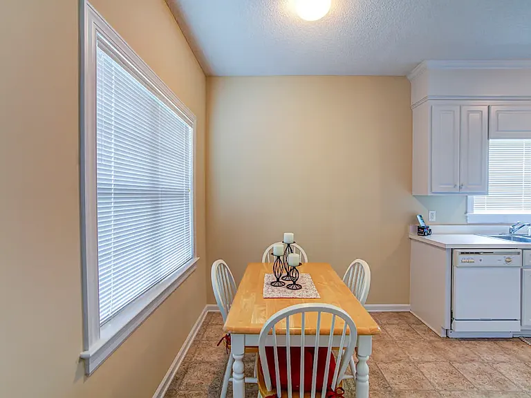 Hunter's Park Apartments — Photo 3