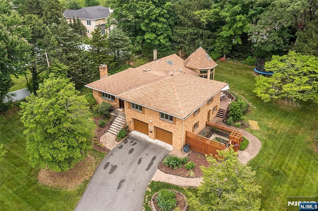 254 Werimus Road, Woodcliff Lake, NJ 07677 | Zillow