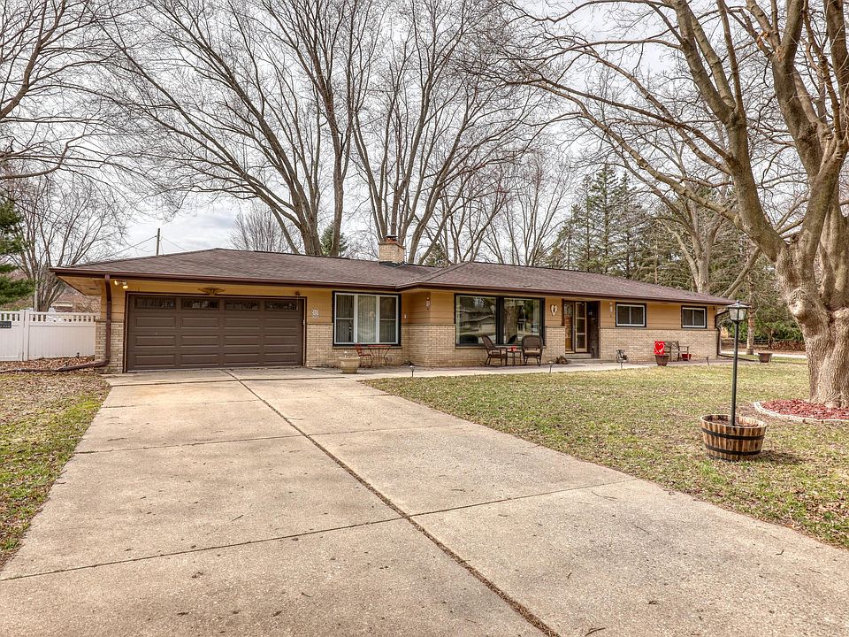 1st image of W225N363 Lexington Dr