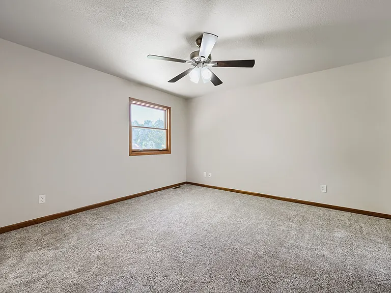 2821 E Serendipity Cir — Photo 15