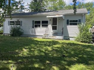 6 Washington Ave, Florida, NY 10921