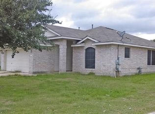 7233 Apperson St, Del Valle, TX 78617