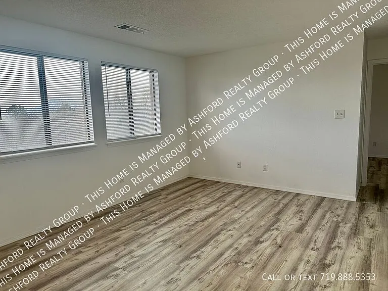 1120 Yuma St #D — Photo 6