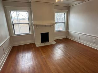 729 E Burnside St #205, Portland, OR 97214