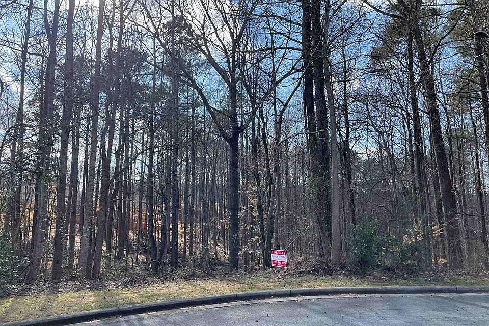 2nd image of 4631 Waters Edge Ln NW