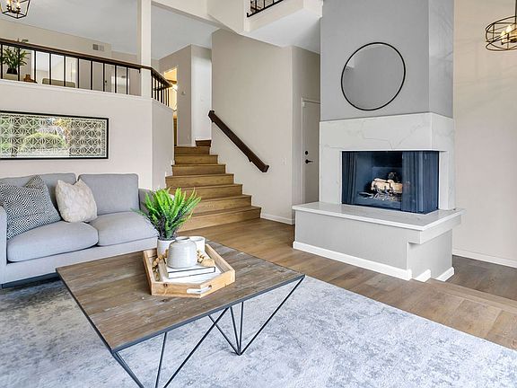 3rd image of 3290 Caminito Eastbluff Unit 125