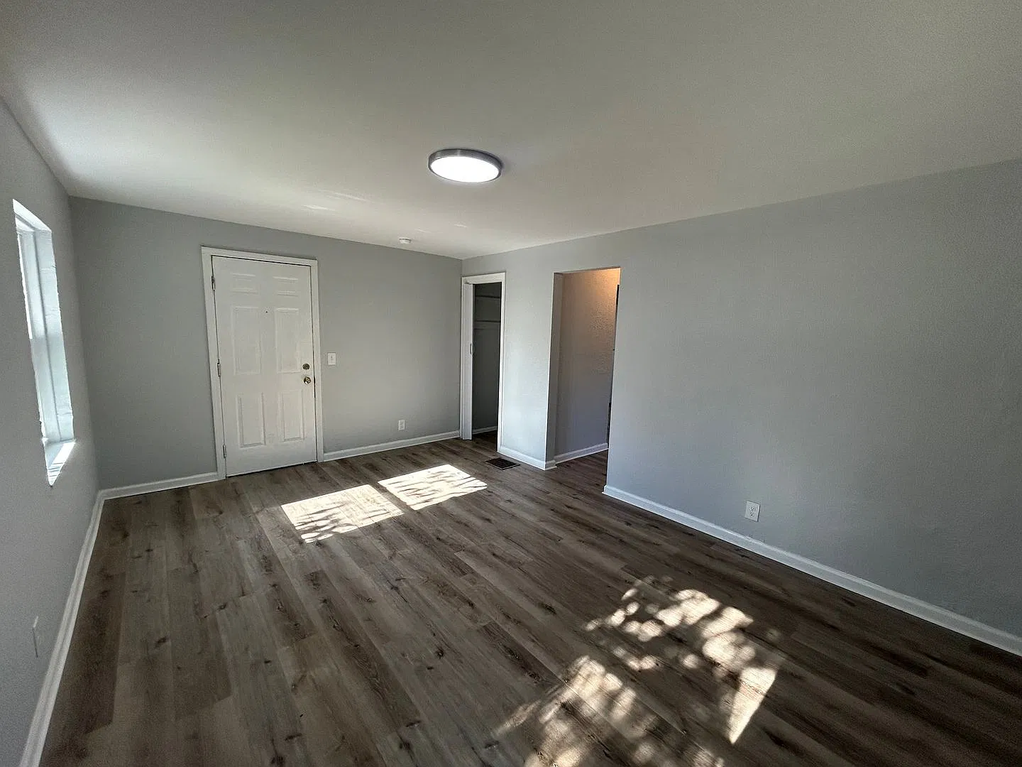 101 Glenwood Avenue — Photo 3