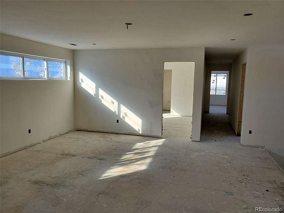 5th image of 6030 E 11th Ave