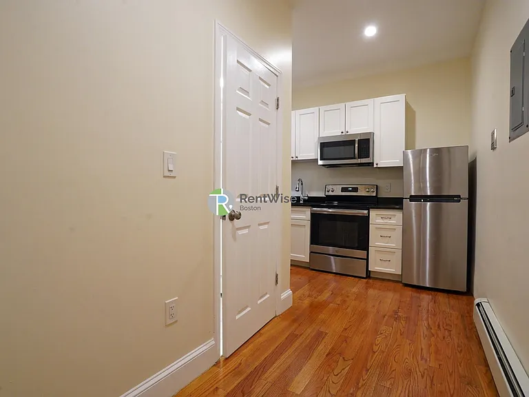 1844 Commonwealth Ave #8 — Photo 7
