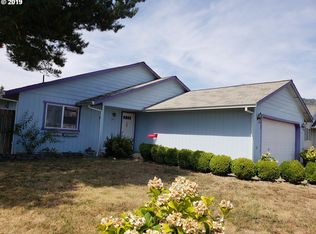 128 SE Debbie Way, Myrtle Creek, OR 97457