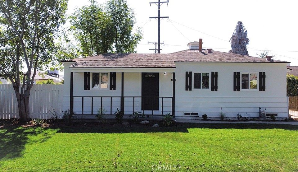 1st image of 2412 W 132nd St