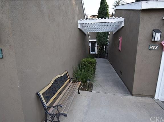 5th image of 700 E Lake Dr Unit 124