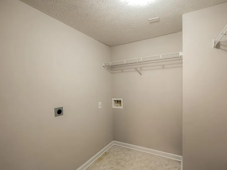 3324 Royal Troon Rd — Photo 18