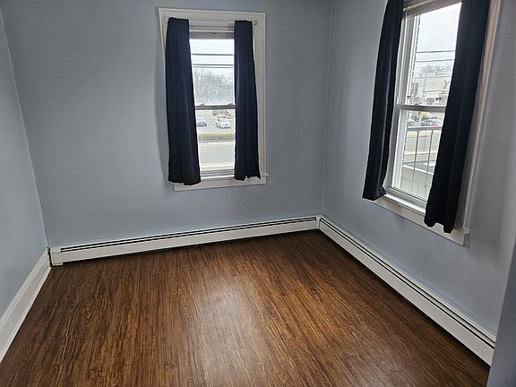 4th image of 83 Broadway APT 2