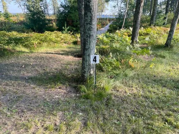 W6195 SANDSTONE LANE, Crivitz, WI 54114